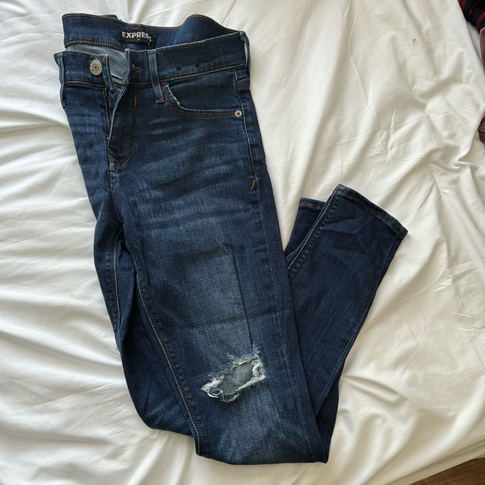 Ripped jeans